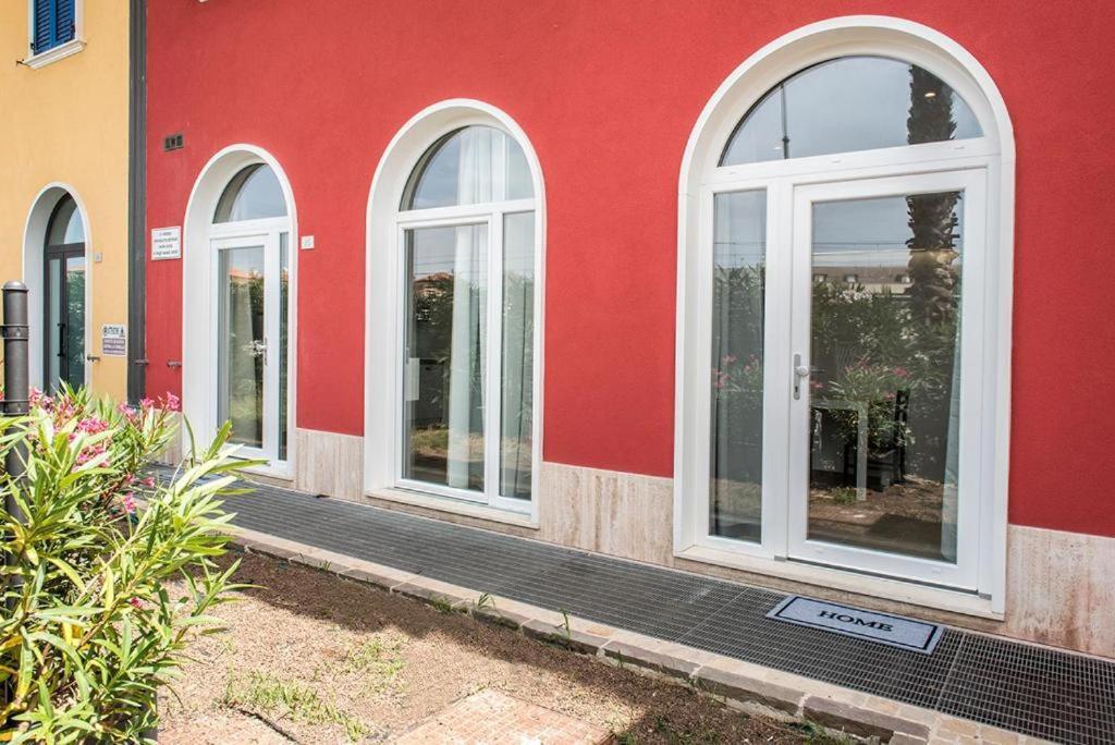 P010 - Porto Recanati, Nuovo Monolocale Fronte Mare Экстерьер фото